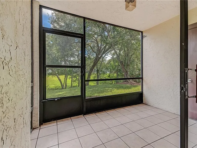 6154 Burnside Cir — Photo 20