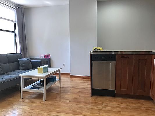 4th image of 138 E 31st St APT 73