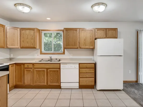 2014-2020 7th St S, 2014-2020 7th St S #2018, La Crosse, WI 54601