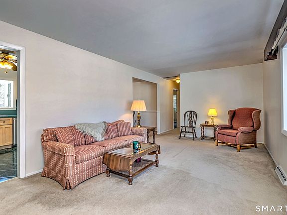 4th image of 30 Crestview Terrace