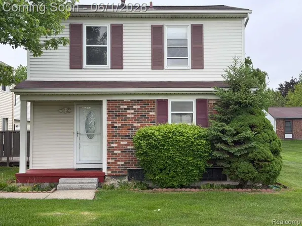 2824 Roundtree Dr #2824, Troy, MI 48083
