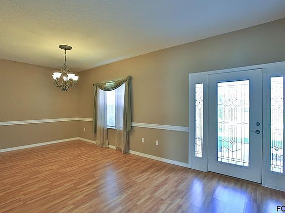 3rd image of 27 Russkin Ln