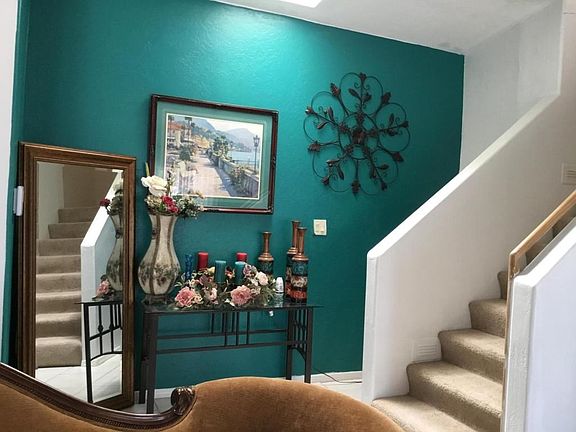 6E49A6F7-9040-4659-B87F-F1E867B59021