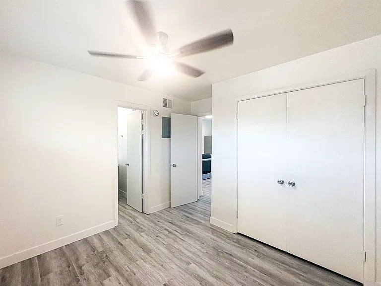 3636 E Verde Ln — Photo 3
