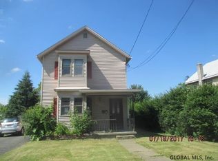 39 Main St, Ravena, NY 12143
