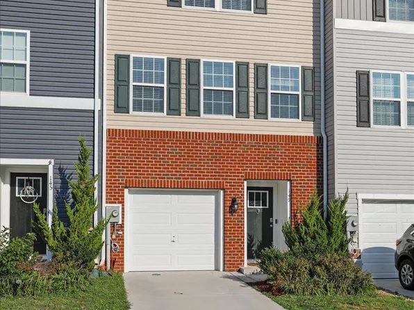 149 Drexel Ct, Martinsburg, WV 25404