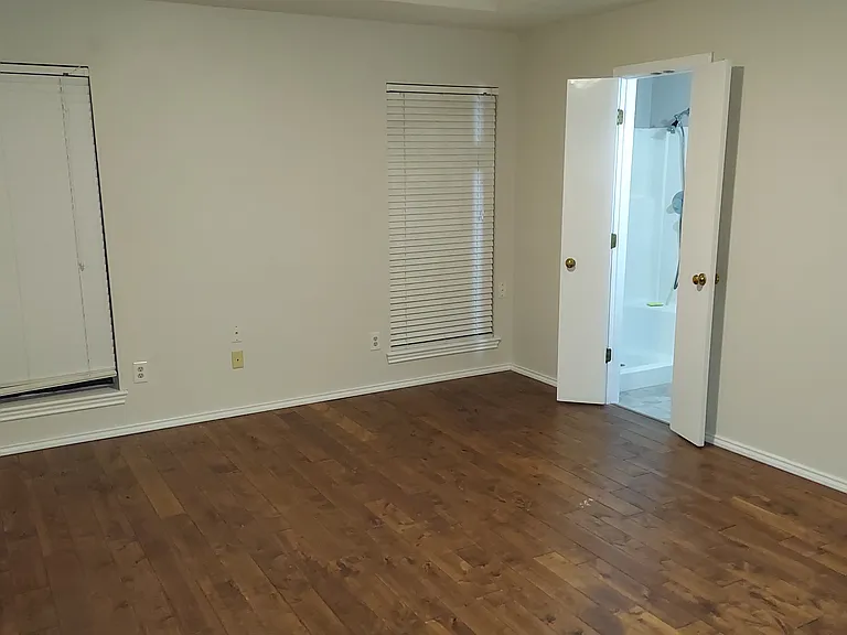603 Spring Creek St — Photo 10