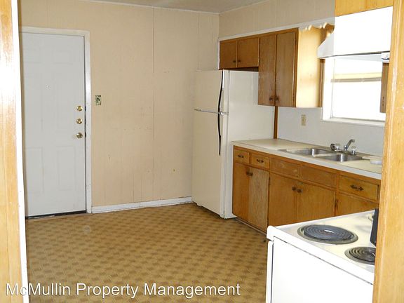 5th image of 204 S 7th St APT C