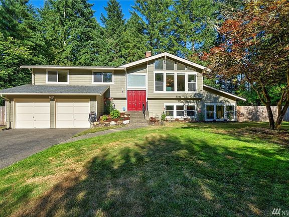 3rd image of 8801 Deeridge Pl SE