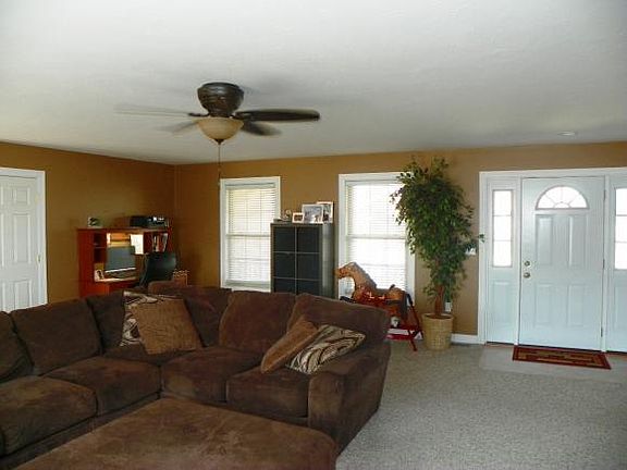 5th image of 8132 Striper Ln