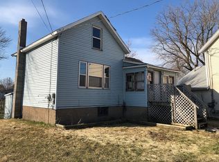 311 8th Ave, Menominee, MI 49858