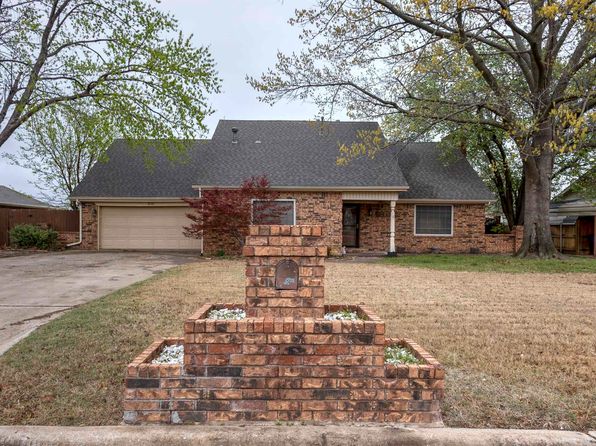 2110 W Club Rd, Duncan, OK 73533