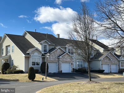 2232 Orchard Hill Cir, Warrington, PA, 18976