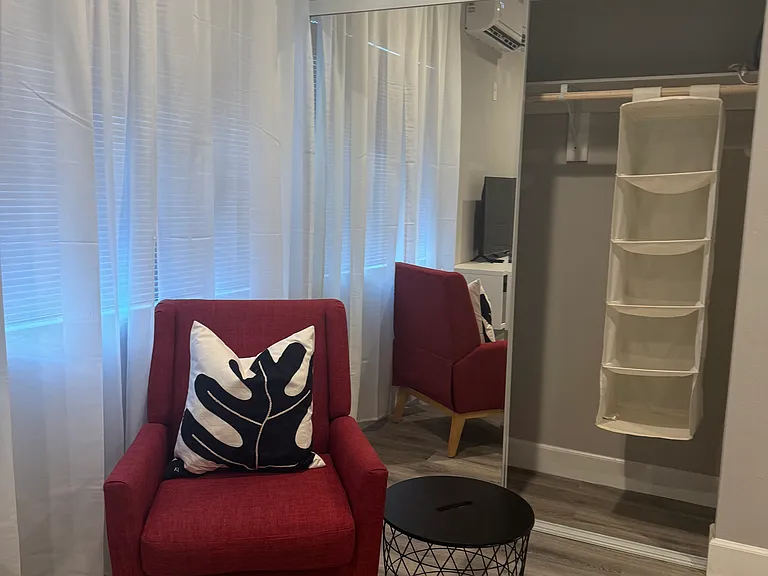 5827 Rose Ave #2 — Photo 21