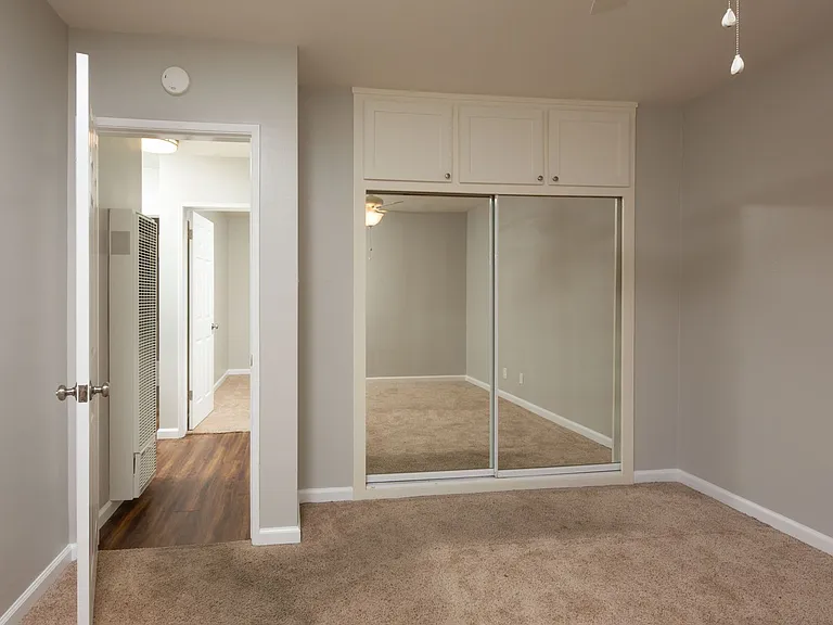 244 Coronado Avenue — Photo 5