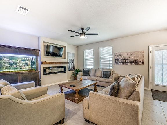 5th image of 5921 Lehman Way