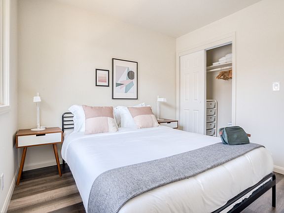 4th image of 978 Helen Ave #3
