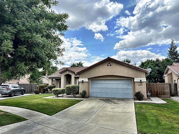 4th image of 1849 Malvasia Ave