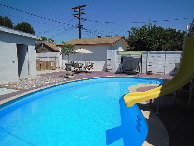 1st image of 4297 Lavinia Ave