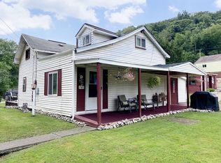 159 Warden Run Rd, Wheeling, WV 26003