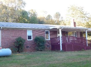 47 Mooreview Ter, Hayesville, NC 28904