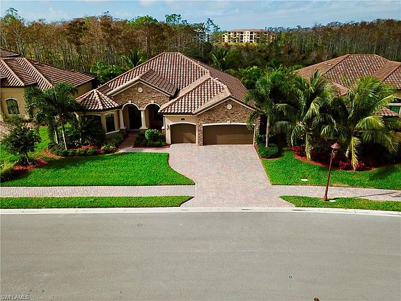 2nd image of 9557 Siracusa Ct