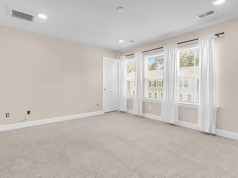 1247 Tice Ln — Photo 19