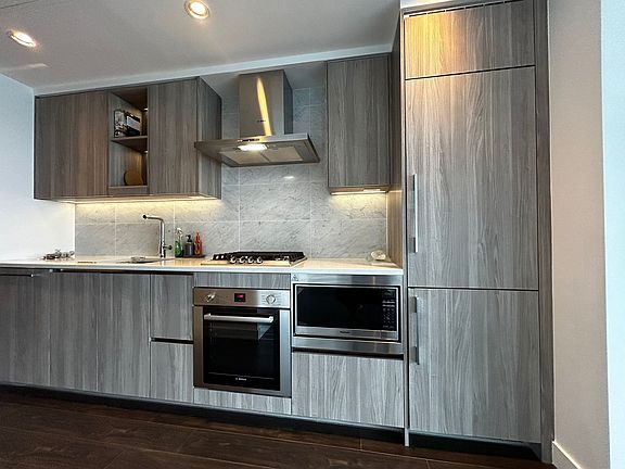 3rd image of 4720 Lougheed Hwy #2403