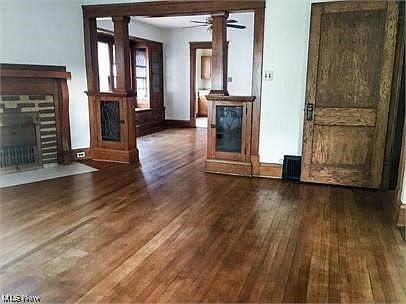4th image of 10317 Ignatius Ave