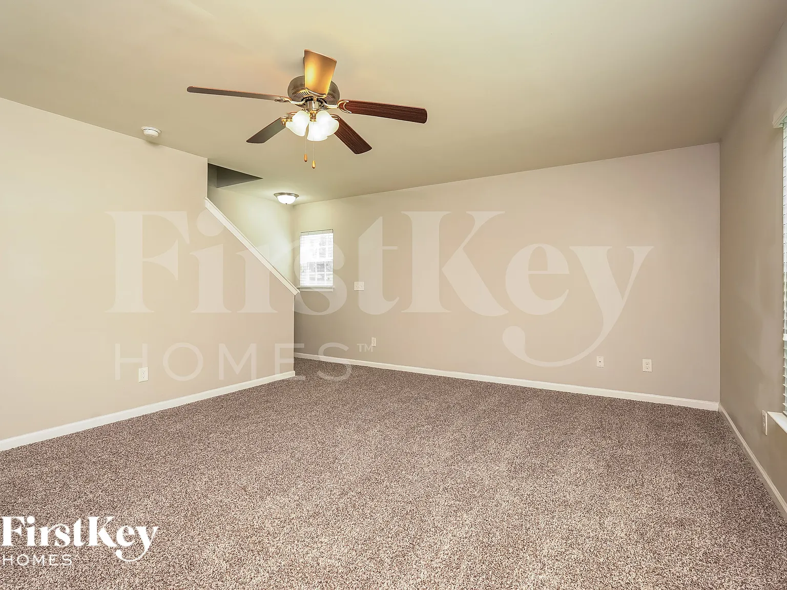3 bed, 2.5 bath, 2280 sqft, $1,980 — Photo 2