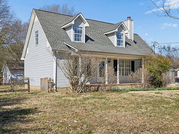 4th image of 110 Sweetgum Dr