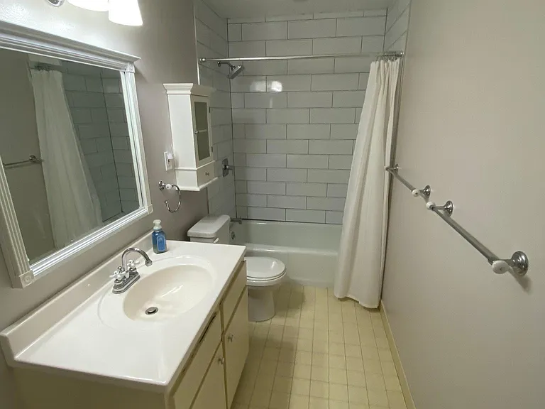 1170 S Foothill Dr #335 — Photo 15