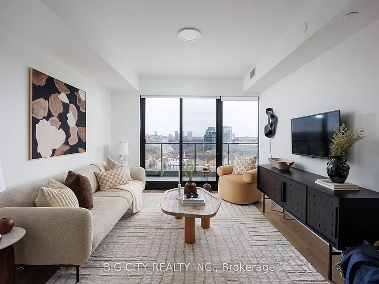 36 Brentcliffe Rd #911 — Photo 1