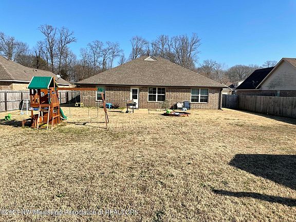 2nd image of 7761 Brierfield Dr