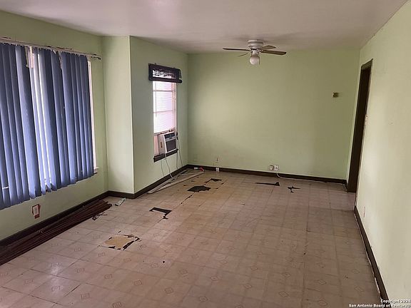 5th image of 311 COVINA AVE