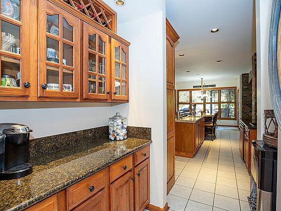 5th image of 6761 Little River Ln