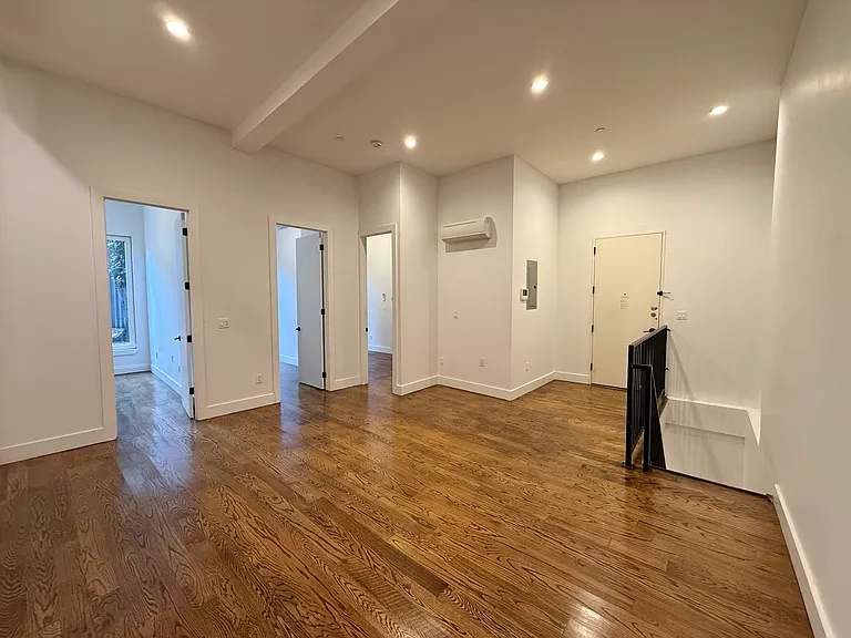 116 Seigel St #2 — Photo 1