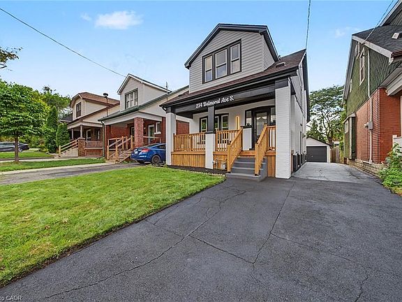 3rd image of 234 Balmoral Ave S