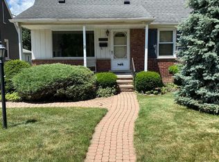 1554 Hollywood St, Dearborn, MI