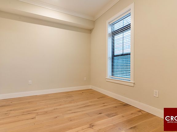 5th image of 156 Everett St #102A