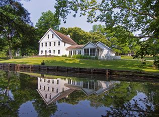 216 Hemlock Ave E, Alderson, WV 24910