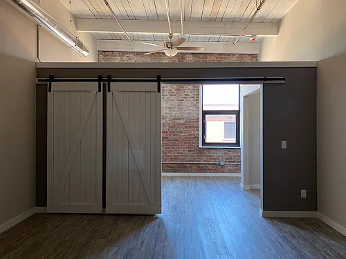 Floor plan 220