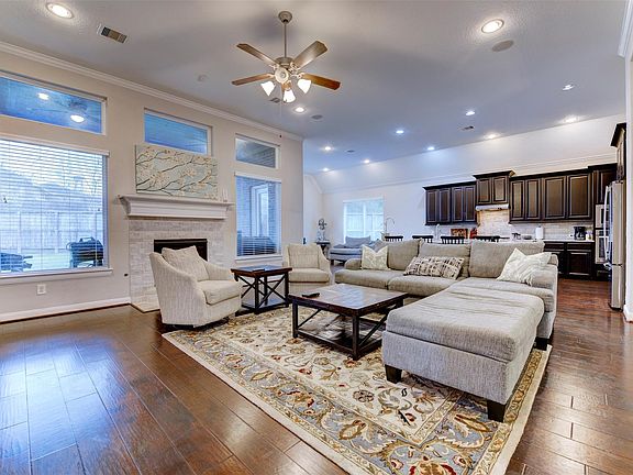 3rd image of 6242 Avon Landing Ln