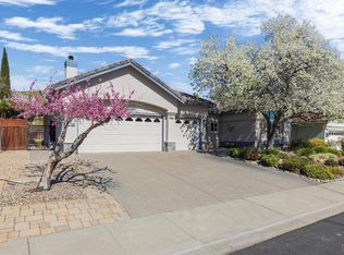 643 Hillcrest Cir, Vacaville, CA 95688