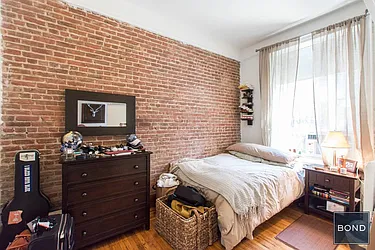 Rented by Bond New York