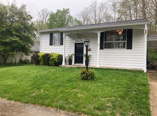 73 Coachlight Ct, Springfield, IL 62703