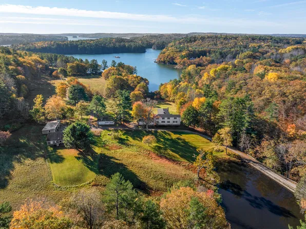 33 Salt Marsh Cove Road, Edgecomb, ME 04556