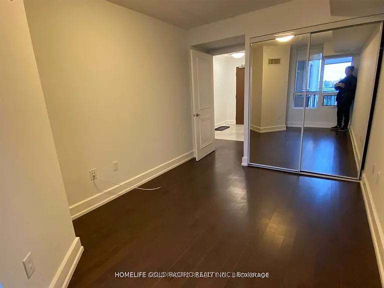650 Sheppard Ave E #407 — Photo 23