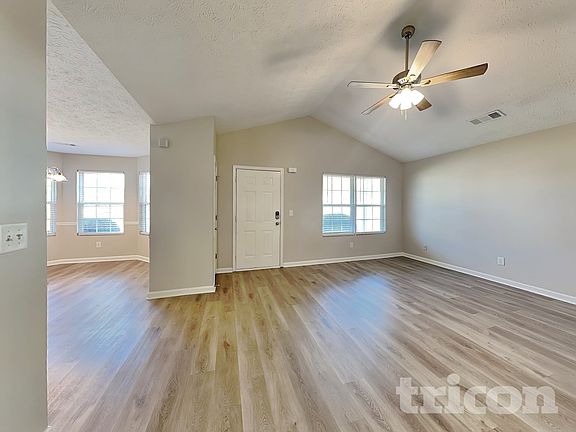 2nd image of 1404 Deer Creek Ct