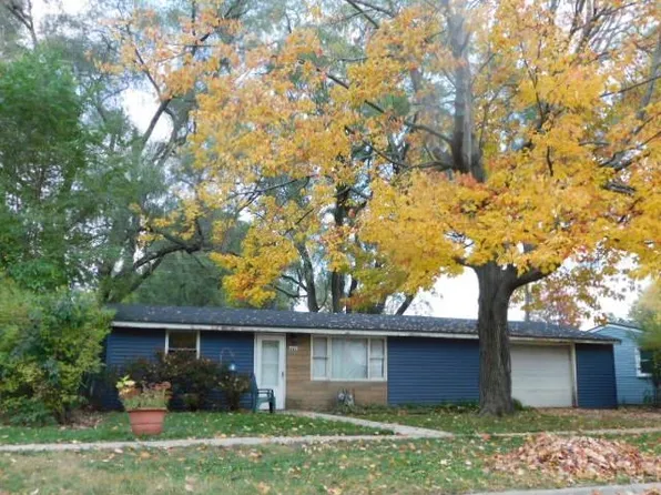 7713 Mildred Rd, Rockford, IL 61115